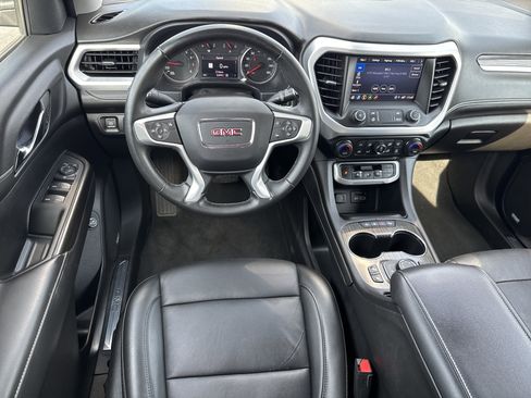 Used 2023 GMC Acadia SLT AWD/4WD image 12