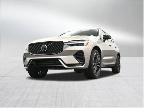 New 2026 Volvo XC60 B5 Ultra w/ Protection Package Premier AWD/4WD image 28