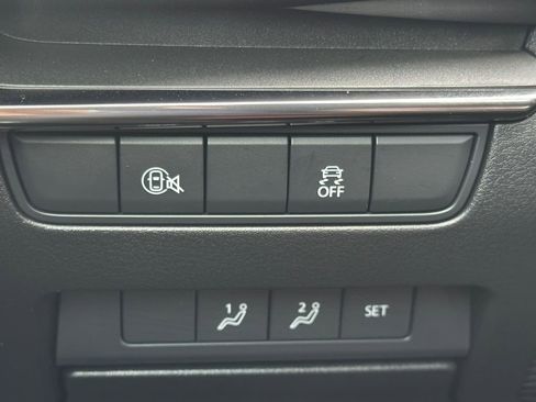 Used 2024 MAZDA MAZDA3 s image 24