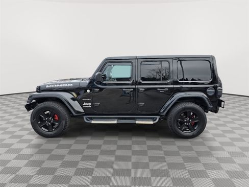 Used 2018 Jeep Wrangler Unlimited Sahara w/ Dual Top Group image 9