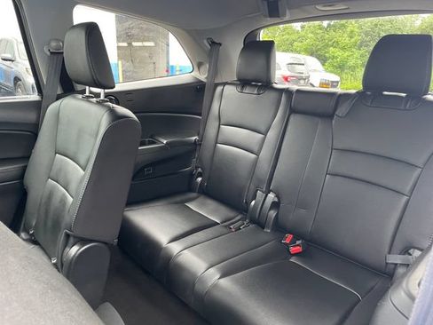 Used 2019 Honda Pilot Touring image 17