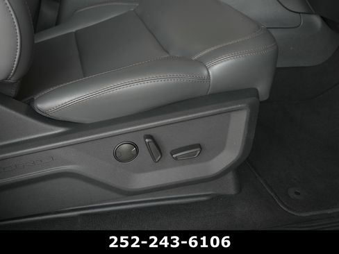 Used 2025 Ford Expedition Max Active AWD/4WD image 52