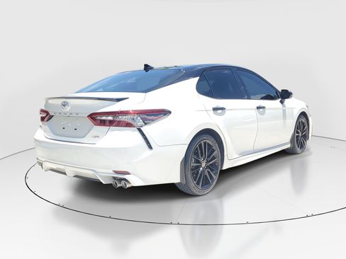 Used 2024 Toyota Camry XSE FWD image 6