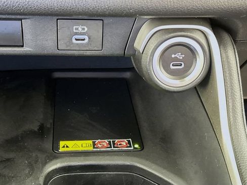 Used 2024 Toyota Grand Highlander FWD image 19