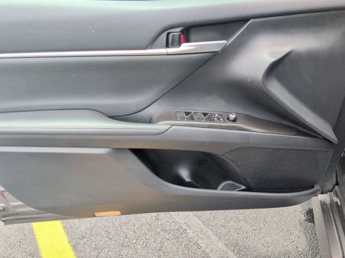 Used 2024 Toyota Camry XLE FWD image 19