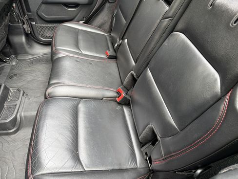 Used 2020 Jeep Wrangler Unlimited Rubicon AWD/4WD image 29