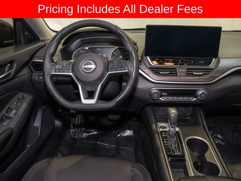 Certified 2025 Nissan Altima 2.5 SV w/ SV Special Edition Package FWD image 6