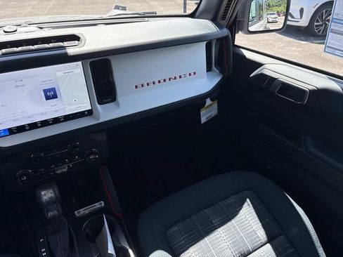 New 2026 Ford Bronco Heritage Edition AWD/4WD image 14