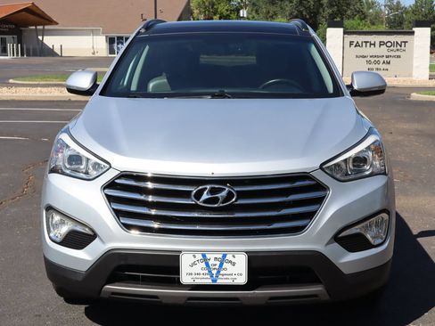 Used 2013 Hyundai Santa Fe Limited w/ Technology Pkg AWD/4WD image 12