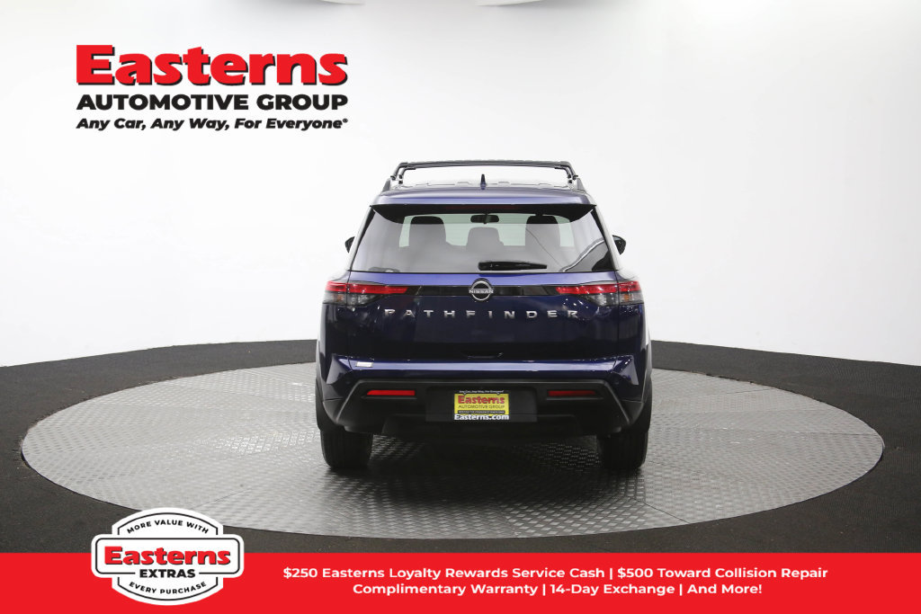 Used 2022 Nissan Pathfinder SV AWD/4WD image 40