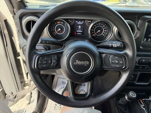 Used 2023 Jeep Wrangler Unlimited Sport AWD/4WD image 11