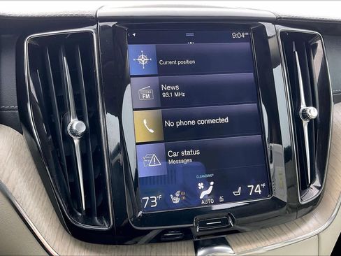 Used 2018 Volvo XC60 T8 Inscription w/ Advanced Package image 35