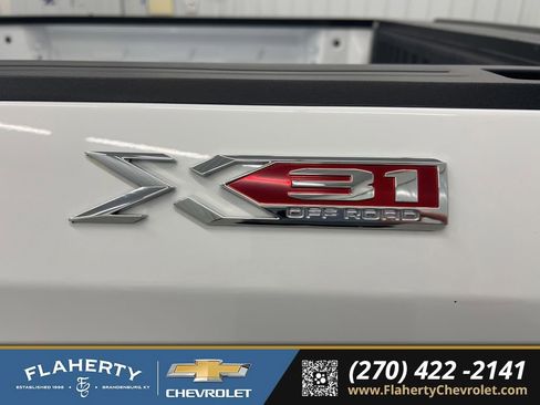 Used 2024 GMC Sierra 1500 Pro w/ Pro Value Package image 18