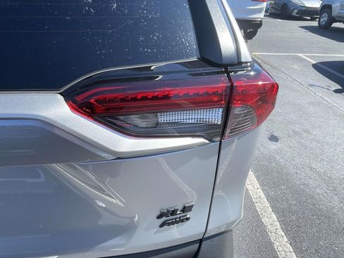 Used 2021 Toyota RAV4 XLE w/ Convenience Package image 22