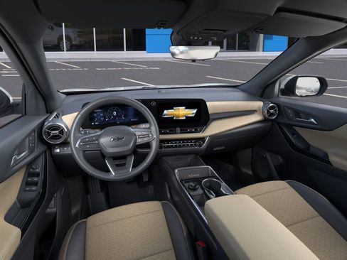 New 2026 Chevrolet Equinox ACTIV w/ Convenience Package III AWD/4WD image 16
