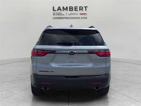 Used 2023 Chevrolet Traverse RS AWD/4WD image 4