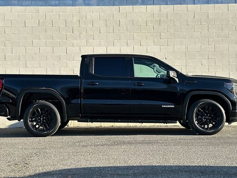 Used 2023 GMC Sierra 1500 Elevation w/ LPO, Elevation Black Package image 3
