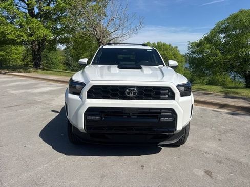 Used 2026 Toyota 4Runner TRD Sport Premium image 2