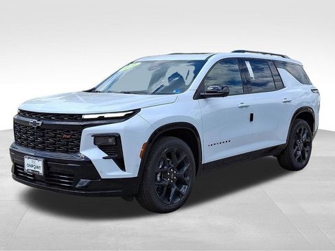 New 2026 Chevrolet Traverse RS FWD image 2