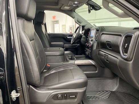 Used 2020 Chevrolet Silverado 1500 LTZ w/ LTZ Premium Package image 18