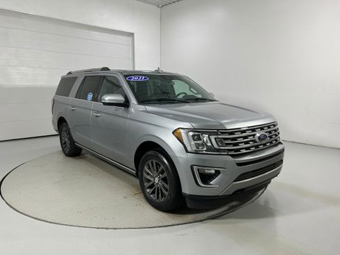 Used 2021 Ford Expedition Max Limited AWD/4WD image 2