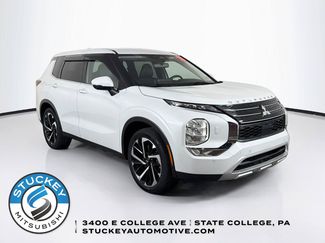 Used 2024 Mitsubishi Outlander SE AWD/4WD video 1