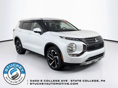 Used 2024 Mitsubishi Outlander SE
