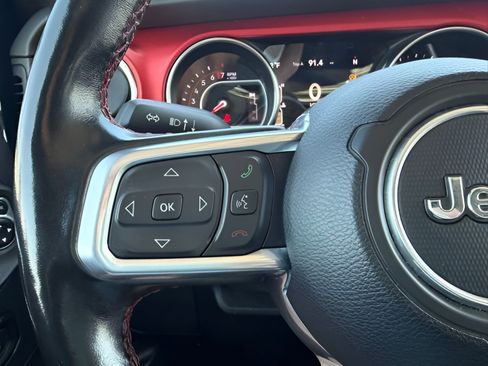 Used 2020 Jeep Wrangler Unlimited Rubicon w/ Uconnect 4C Nav & Sound Group AWD/4WD image 13