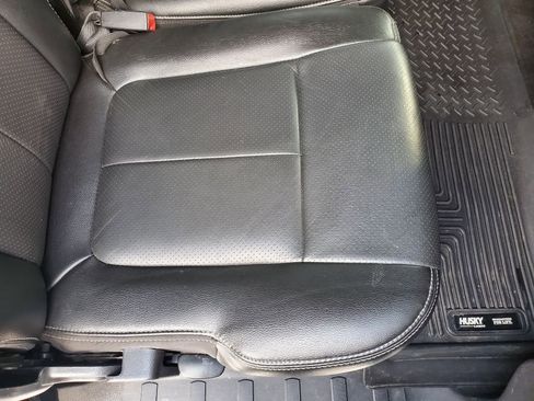 Used 2015 Ford F250 Lariat w/ Chrome Package image 38