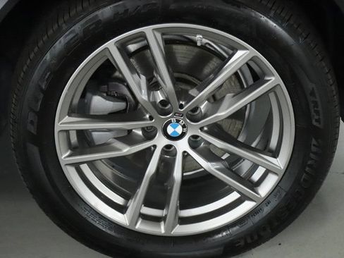 Used 2021 BMW X3 xDrive30e w/ Executive Package AWD/4WD image 12