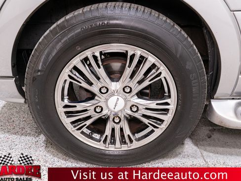 Used 2015 Ford Transit 150 130 Low Roof w/ Exterior Upgrade Package RWD image 8