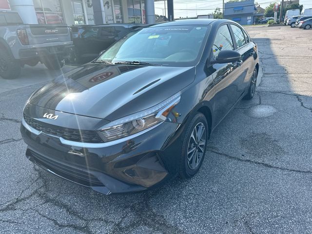 Certified 2023 Kia Forte LXS w/ LXS Technology Package FWD image 11