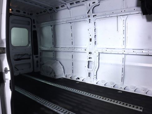 Used 2023 RAM ProMaster 2500 image 35