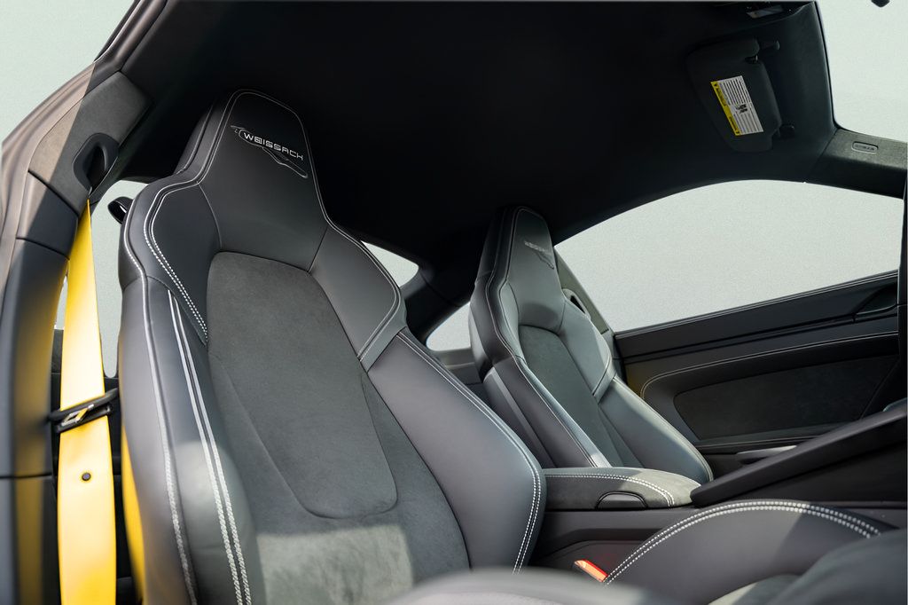 Used 2026 Porsche 911 GT3 RWD image 39