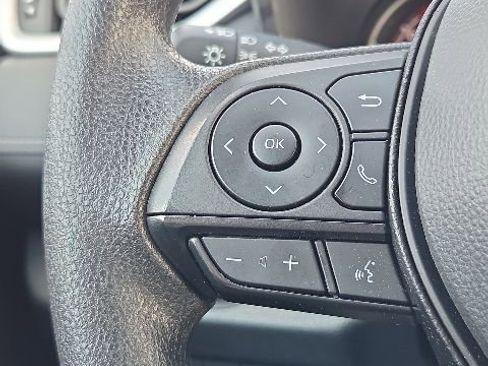 Used 2025 Toyota RAV4 XLE w/ Convenience Package AWD/4WD image 23