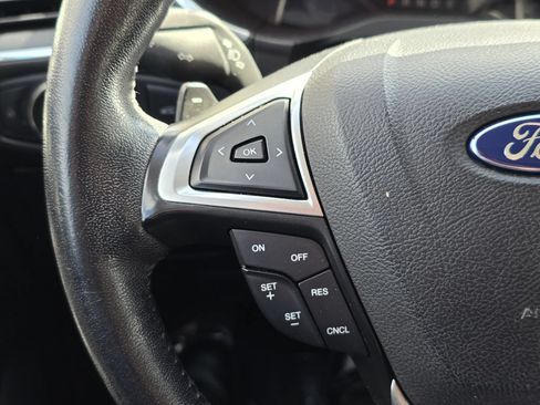 Used 2016 Ford Edge Titanium w/ Technology Package AWD/4WD image 30