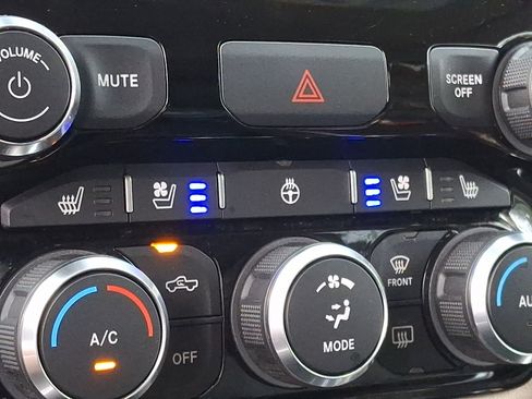 Used 2019 RAM 2500 Laramie AWD/4WD image 26