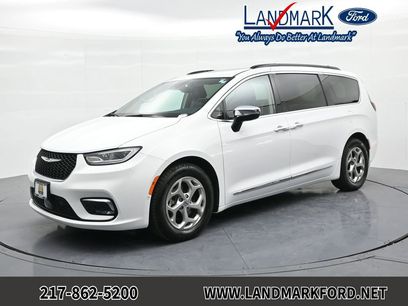 Used 2023 Chrysler Pacifica Limited