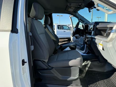 New 2026 Ford F550 4x4 Supercab Super Duty image 16