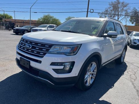 Used 2016 Ford Explorer Limited w/ Equipment Group 301A FWD image 7