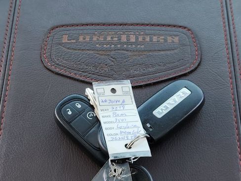 Certified 2018 RAM 3500 Laramie Longhorn w/ Longhorn Southfork Package AWD/4WD image 34