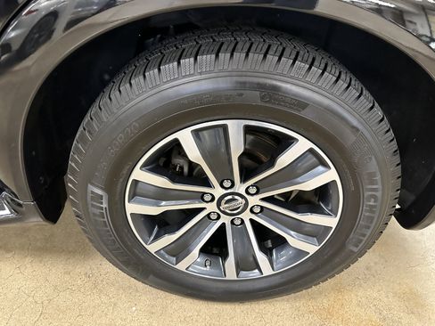 Used 2020 Nissan Armada SL w/ Premium Package image 35