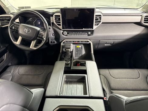 Used 2023 Toyota Tundra Limited AWD/4WD image 17