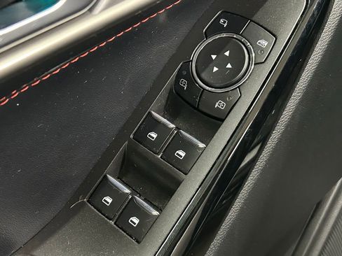 Certified 2023 Ford Explorer ST-Line w/ Class IV Trailer Tow Package image 17