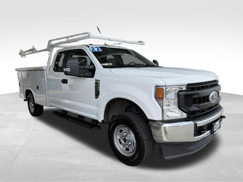 Used 2022 Ford F350 XL w/ Power Equipment Group AWD/4WD image 3