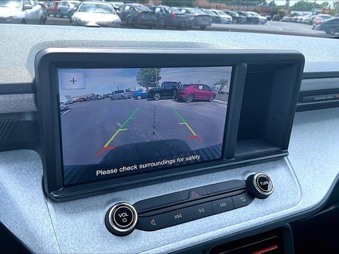 Used 2023 Ford Maverick XLT FWD image 29