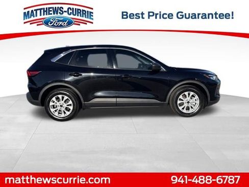 Certified 2024 Ford Escape Active image 3