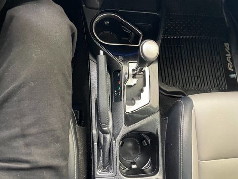 Used 2018 Toyota RAV4 Limited w/ Advanced Technology Package image 40