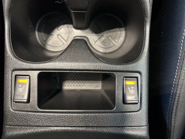 Used 2017 Nissan Rogue SV w/ SV Premium Package AWD/4WD image 19