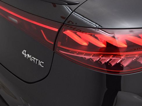 New 2026 Mercedes-Benz EQS 580 4MATIC Sedan image 14